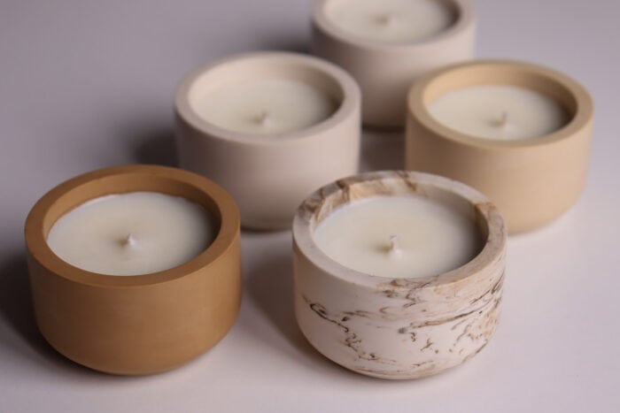 Mirisne svijeće u čaši/posudi