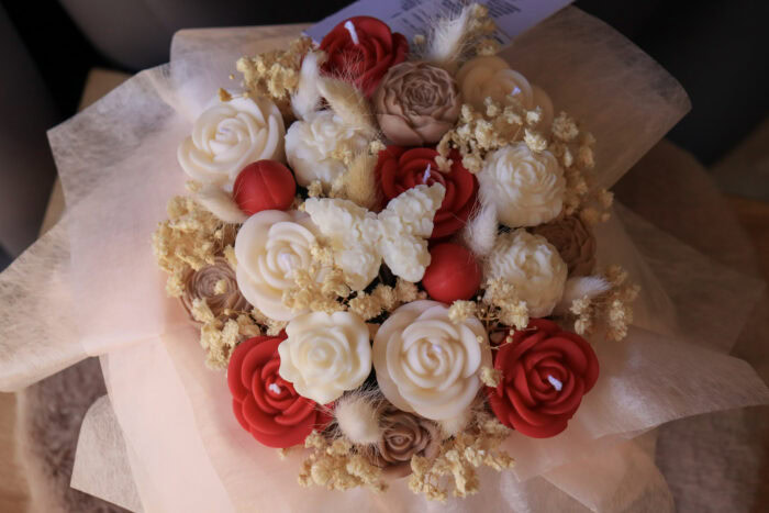 Buket od svijeća Red Serenity - M veličina